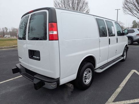 Used 2024 Chevrolet Express 2500 Work Van w/ Driver Convenience Package image 9