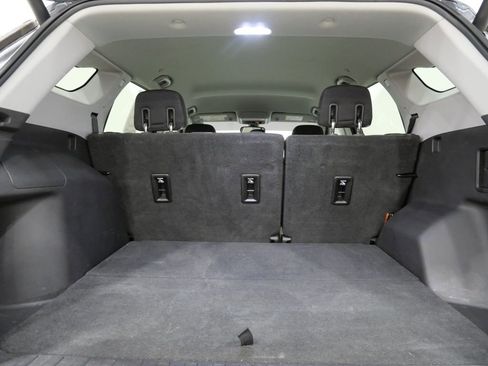 Used 2019 GMC Terrain SLE w/ Driver Convenience Package image 25