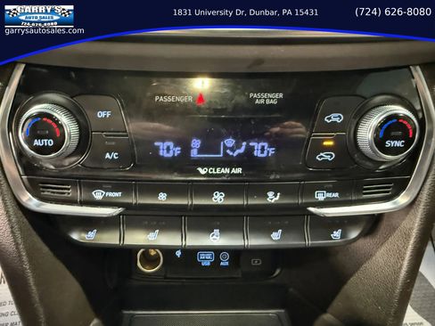 Used 2019 Hyundai Santa Fe 2.4 Ultimate Sport Utility 4D w/ Cargo Package image 20