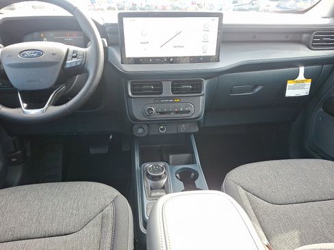 New 2025 Ford Maverick XLT w/ XLT Luxury Package image 10