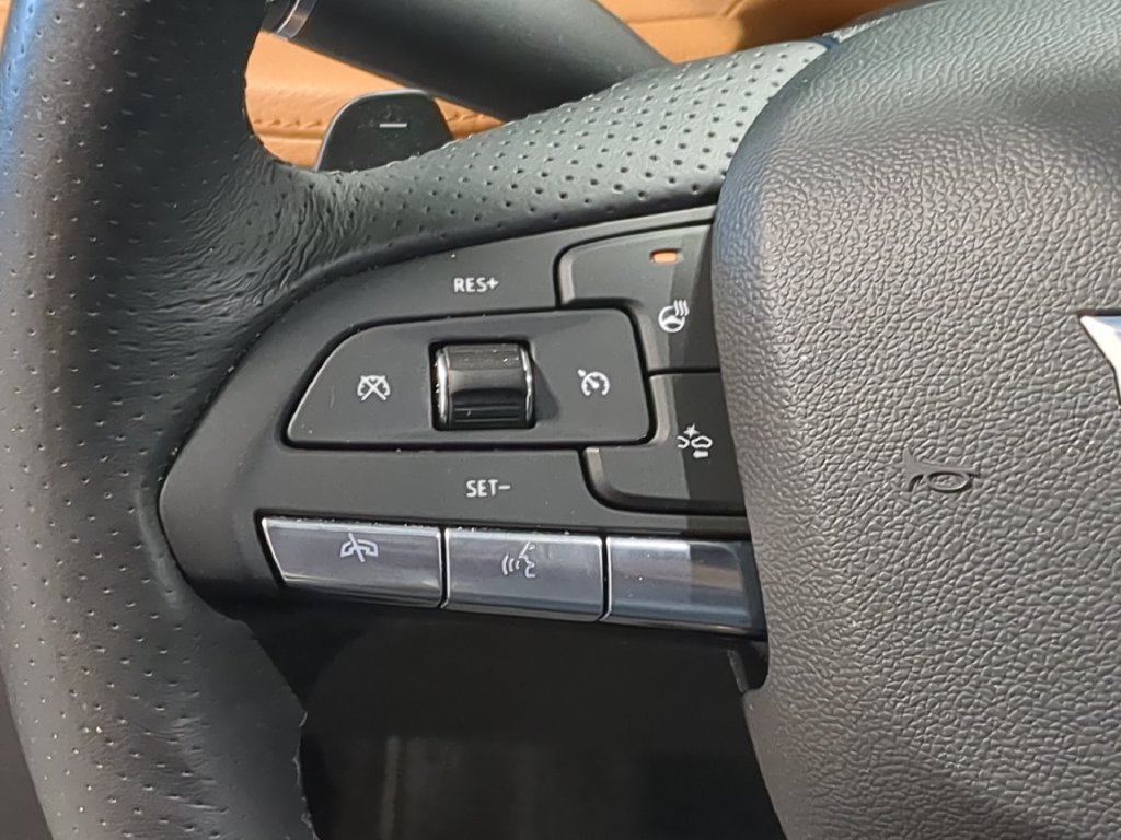 Used 2024 Cadillac XT4 Sport AWD/4WD image 23