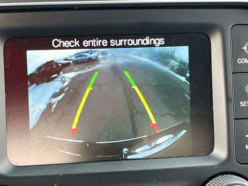 Used 2019 RAM 1500 Classic SLT AWD/4WD image 14