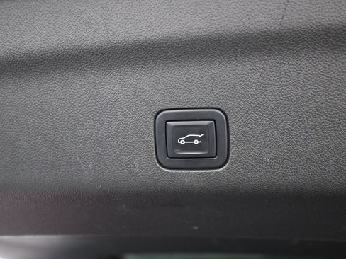 Used 2022 Chevrolet Tahoe RST w/ Luxury Package RWD image 42