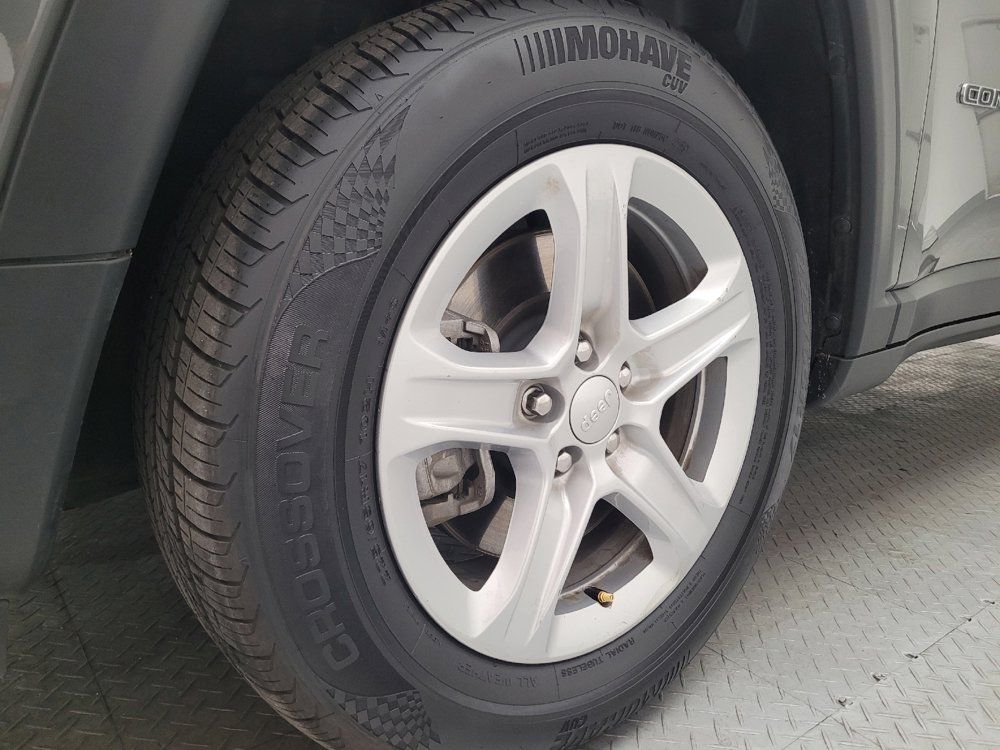 Used 2024 Jeep Compass Sport AWD/4WD image 31