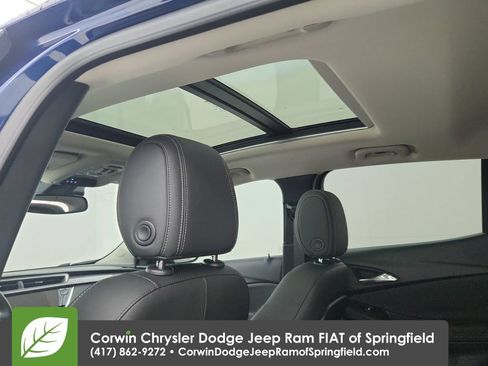 Used 2023 Buick Encore GX Essence w/ Experience Buick Package FWD image 28