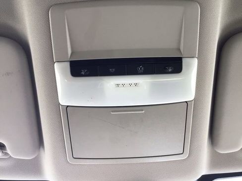 Used 2023 Nissan Rogue S AWD/4WD image 24