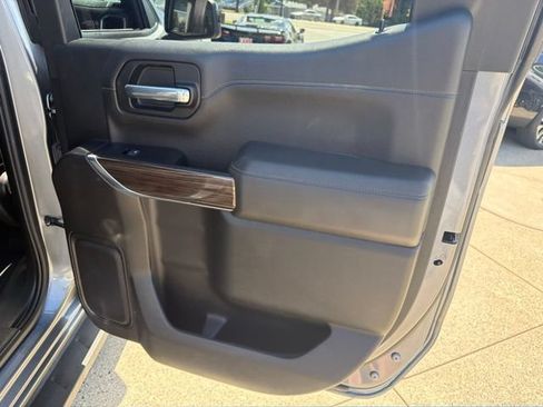 Used 2022 Chevrolet Silverado 1500 LT Trail Boss w/ Convenience Package II AWD/4WD image 35