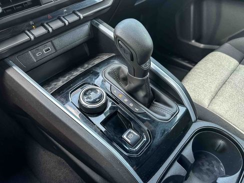 Certified 2024 Chevrolet Colorado Trail Boss w/ Advanced Trailering Package image 32