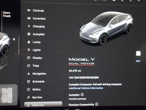 Used 2022 Tesla Model Y Performance image 50