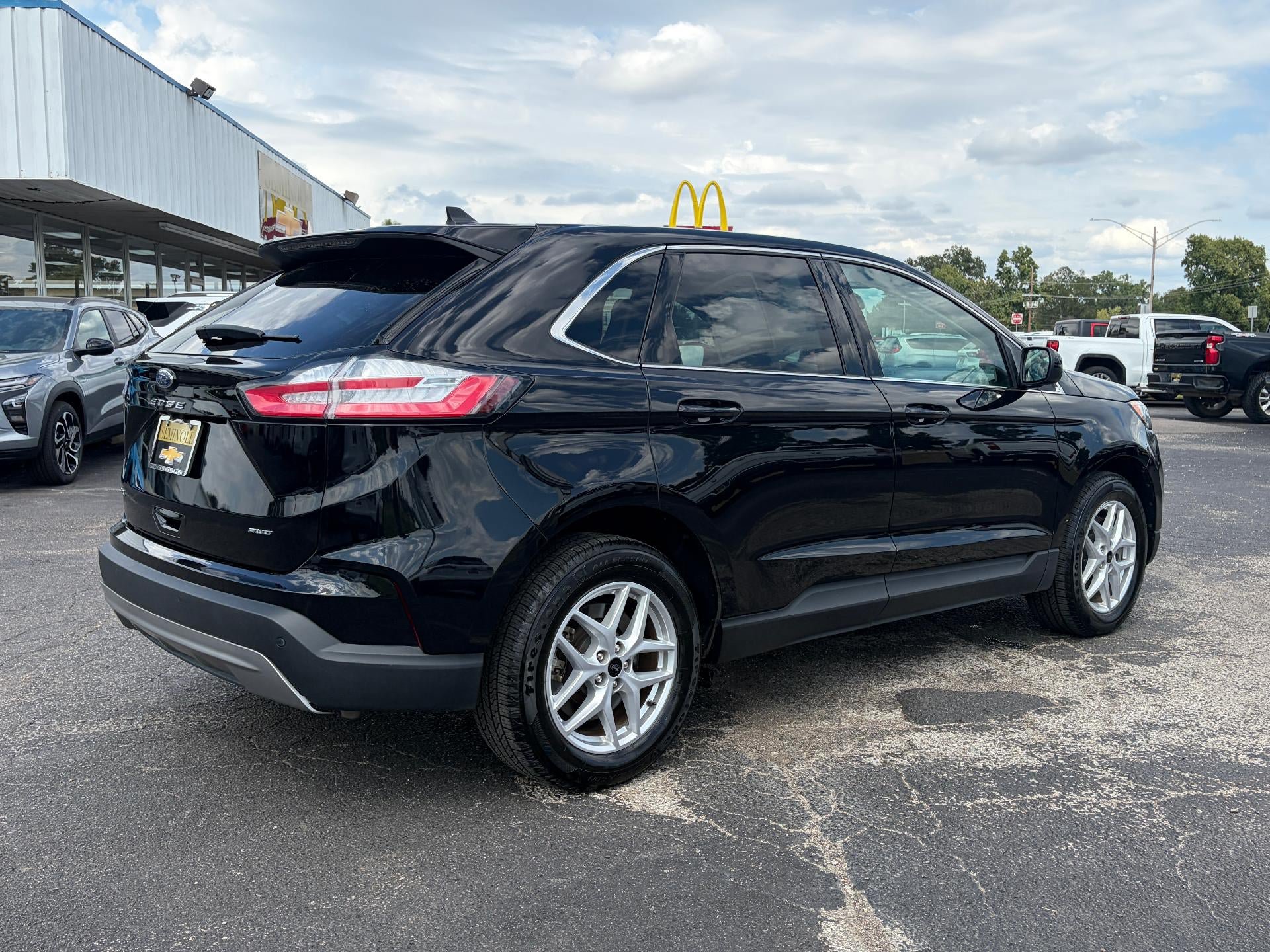 Used 2024 Ford Edge SEL AWD/4WD image 4
