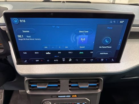 New 2026 Ford Maverick XLT w/ XLT Luxury Package AWD/4WD image 11