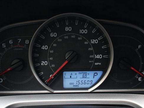 Used 2013 Toyota RAV4 XLE AWD/4WD image 7