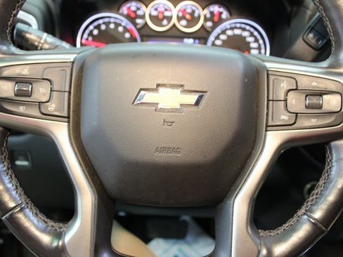 Used 2019 Chevrolet Silverado 1500 LTZ image 18