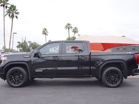 Certified 2022 GMC Sierra 1500 Elevation image 2