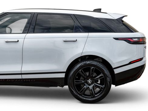 Used 2020 Land Rover Range Rover Velar R-Dynamic S AWD/4WD image 13