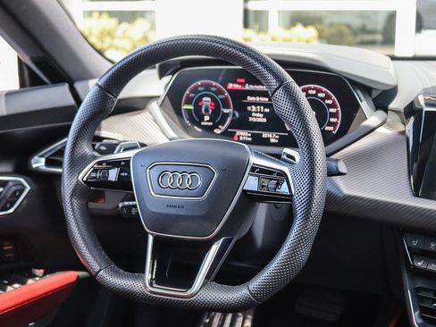 Used 2023 Audi e-tron GT Prestige AWD/4WD image 15