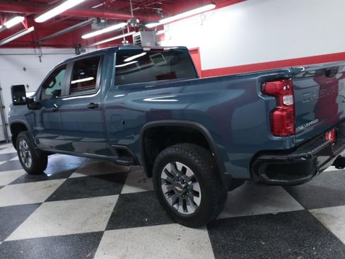 Used 2025 Chevrolet Silverado 2500 Custom w/ Custom Value Package AWD/4WD image 6