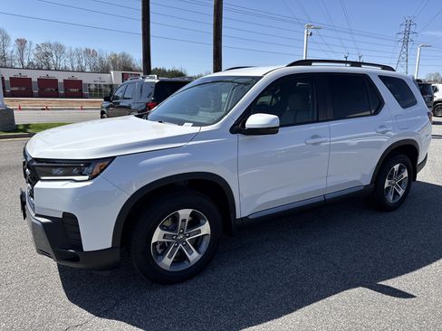 New 2026 Honda Pilot EX-L image 5