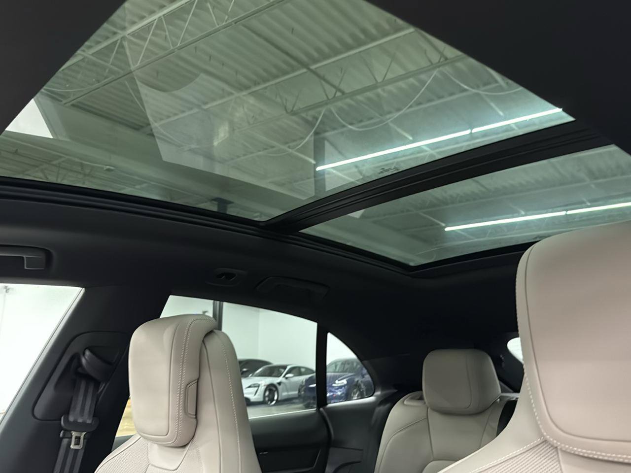 Used 2024 Porsche Macan 4 Electric AWD/4WD image 24