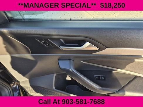 Used 2024 Volkswagen Jetta S image 15