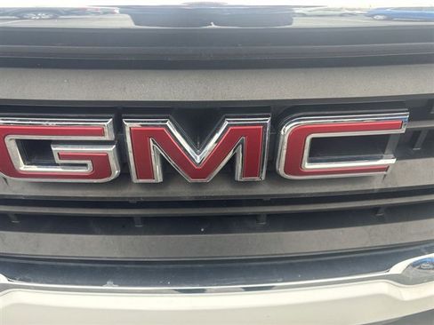 Certified 2023 GMC Terrain SLE w/ Driver Convenience Package image 29