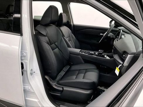 New 2026 Nissan Rogue SV image 37