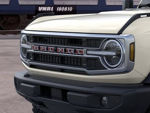 New 2026 Ford Bronco Outer Banks AWD/4WD image 19