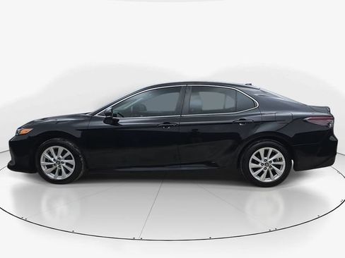 Used 2024 Toyota Camry LE w/ Convenience Package FWD image 9
