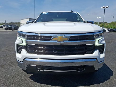Certified 2026 Chevrolet Silverado 1500 LT AWD/4WD image 2
