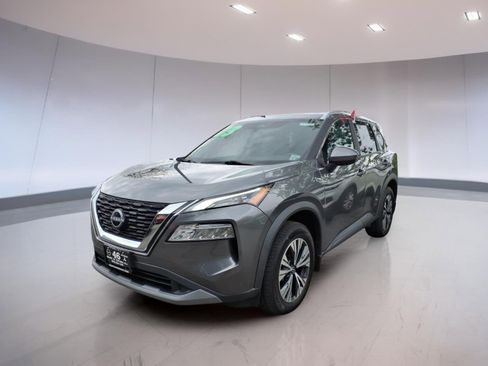 Used 2023 Nissan Rogue SV w/ SV Premium B Package AWD/4WD image 4