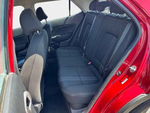 Used 2021 Hyundai Venue SEL image 20