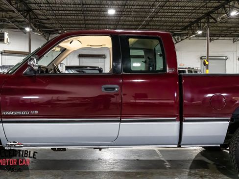 Used 1996 Dodge Ram 2500 Truck 2WD Club Cab image 21