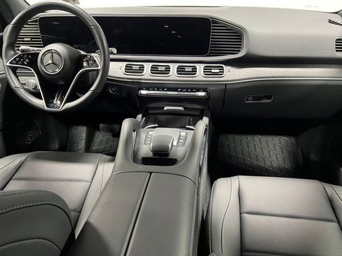 Used 2025 Mercedes-Benz GLE 450 4MATIC image 29