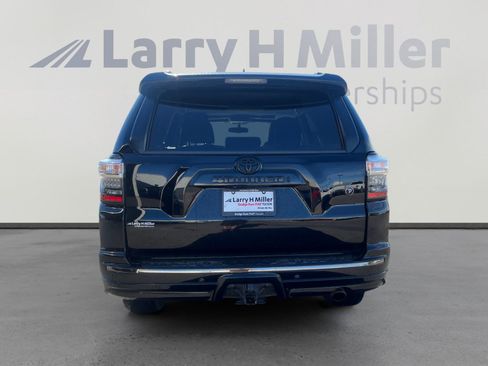 Used 2019 Toyota 4Runner Limited image 4