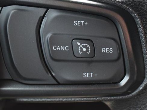 Certified 2023 Jeep Gladiator Sport AWD/4WD image 28