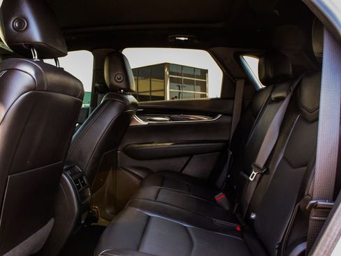 Used 2021 Cadillac XT5 Premium Luxury AWD/4WD image 36
