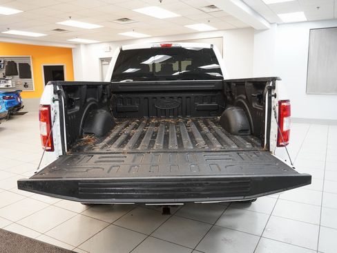 Used 2018 Ford F150 XLT w/ Equipment Group 302A Luxury image 9