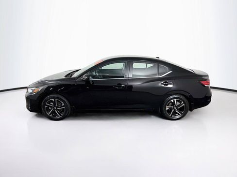 Used 2025 Nissan Sentra SV FWD image 8