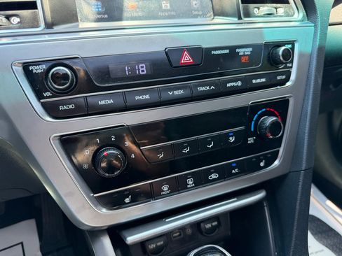 Used 2017 Hyundai Sonata Sport w/ Value Edition Package 02 FWD image 32