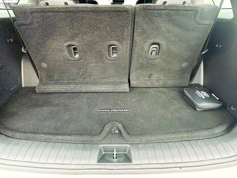 Used 2024 Hyundai Palisade Limited AWD/4WD image 11