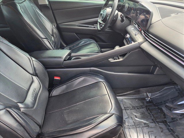 Used 2023 Hyundai Elantra Limited FWD image 20