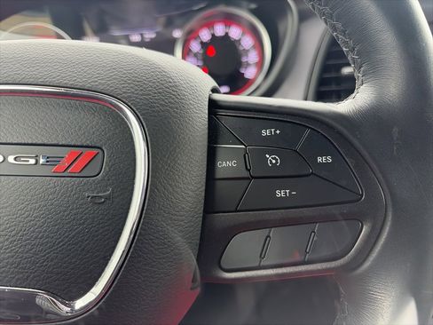 Used 2023 Dodge Challenger SXT image 18