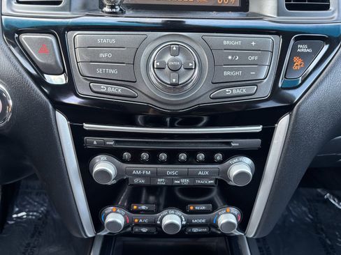 Used 2015 Nissan Pathfinder SV w/ Trailer Tow Package image 23