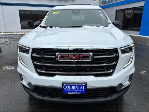 Used 2025 GMC Acadia Elevation w/ Elevation Premium Package image 16