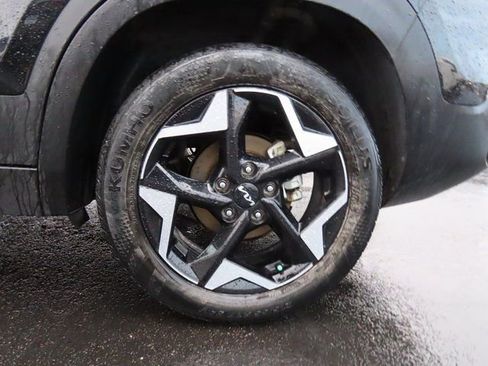 Used 2024 Kia Seltos EX image 36