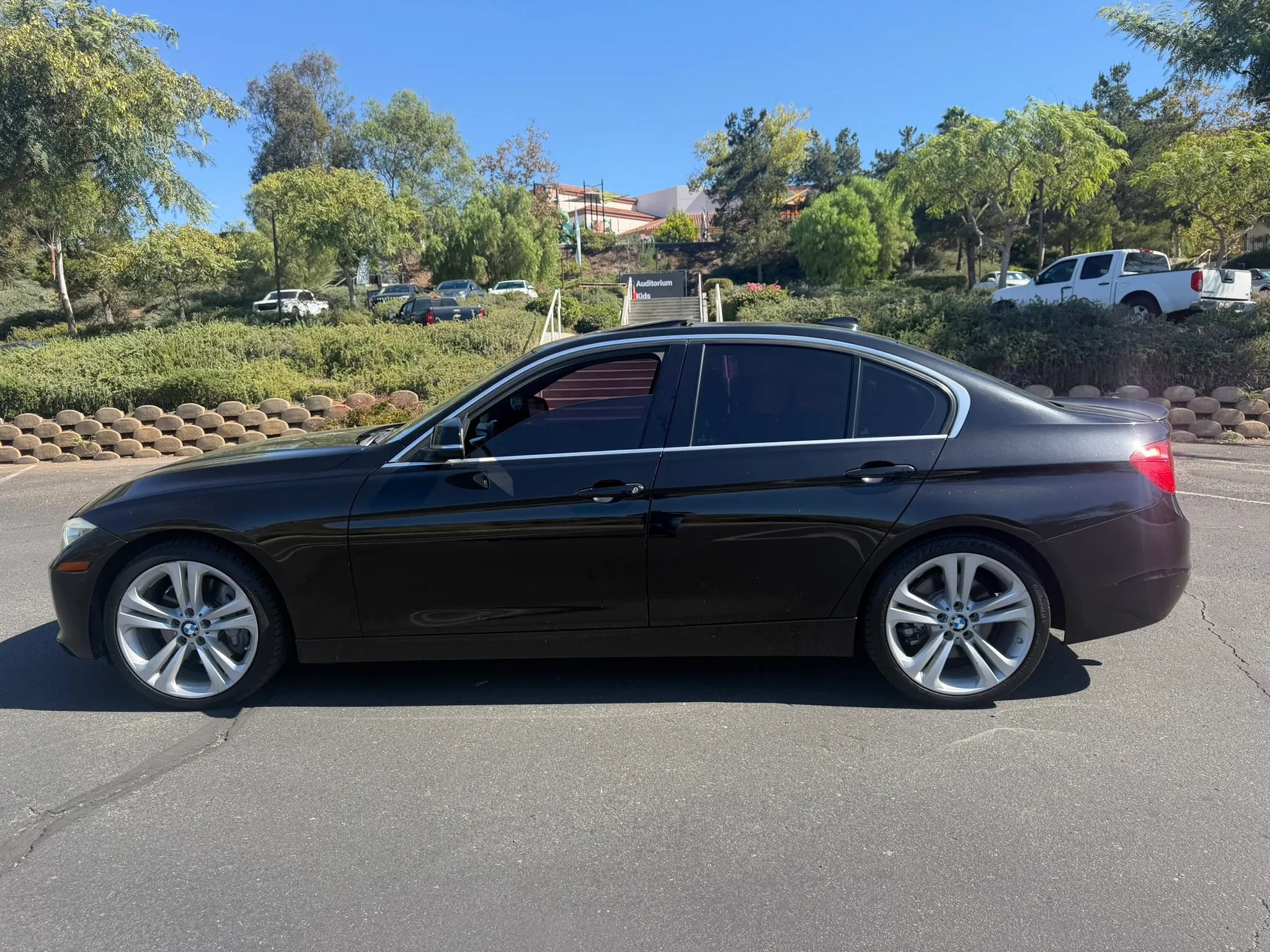 Used 2015 BMW 335i Sedan RWD image 2
