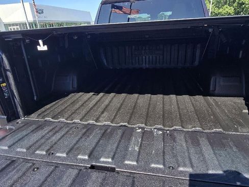 Used 2022 GMC Sierra 1500 Elevation AWD/4WD image 13