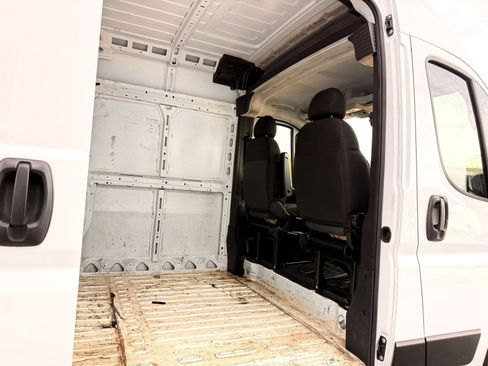 Used 2024 RAM ProMaster 2500 w/ Convenience Group FWD image 26