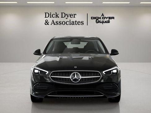 Used 2026 Mercedes-Benz C 300 Sedan image 4