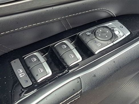 Used 2023 Kia Sorento SX AWD/4WD image 22